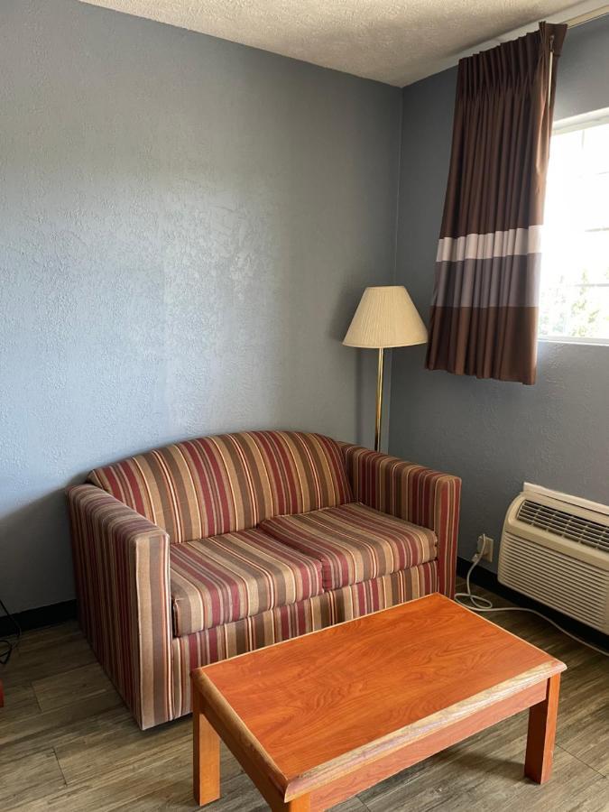 Deerfield Inn Adamsville Luaran gambar