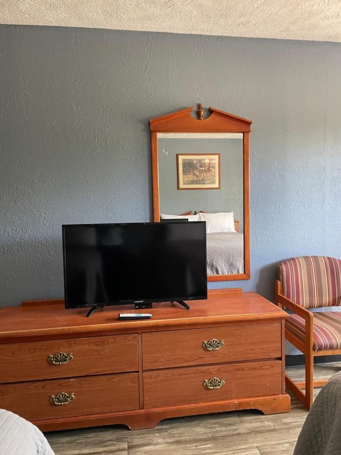 Deerfield Inn Adamsville Luaran gambar